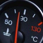 overhitte auto